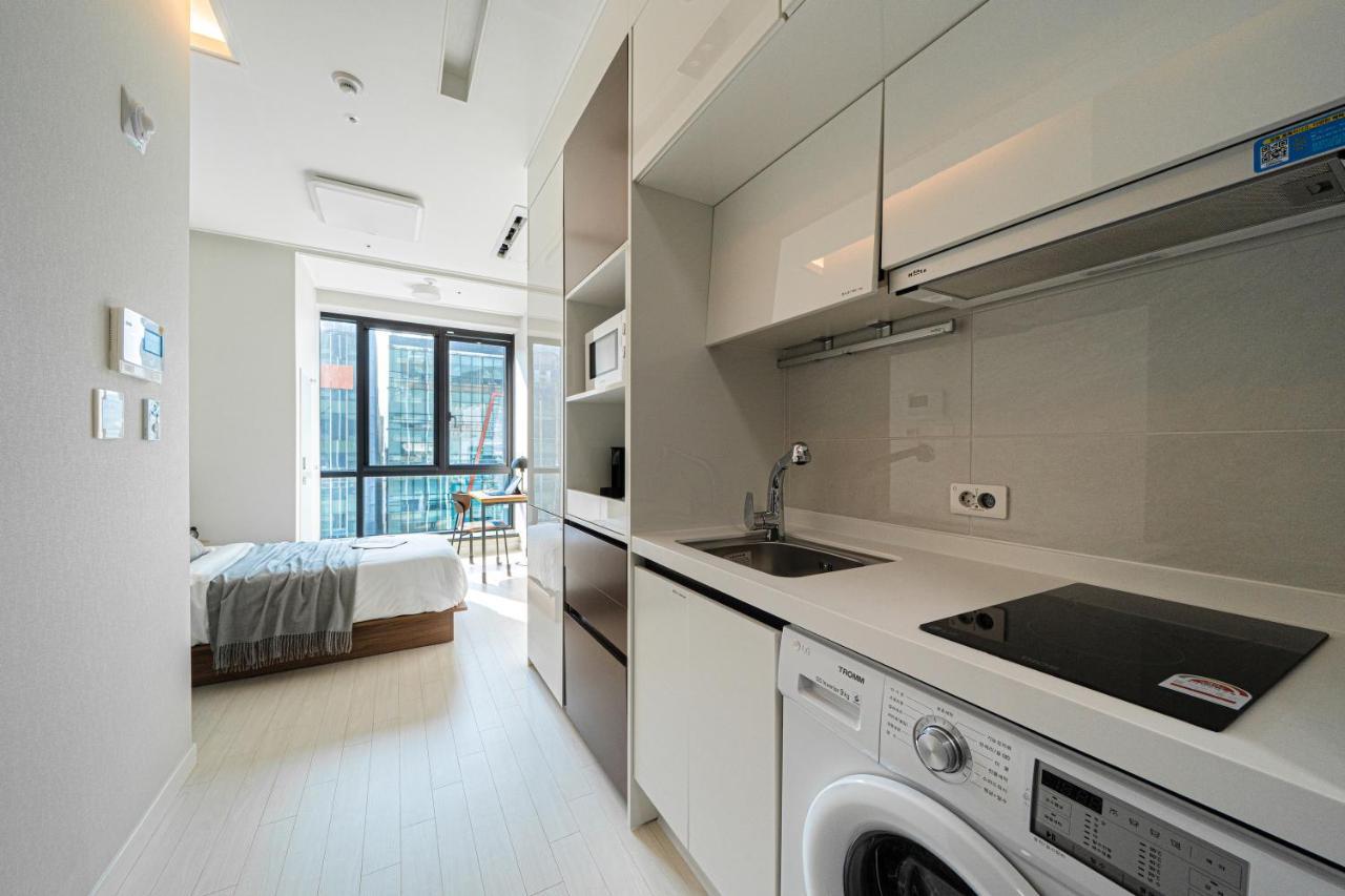 Urbanstay Seomyeon Busan Exterior photo